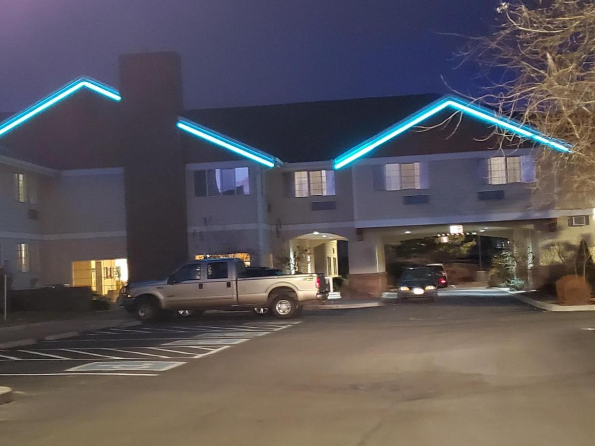 Country Inn & Suites By Radisson, Bend, Or Extérieur photo