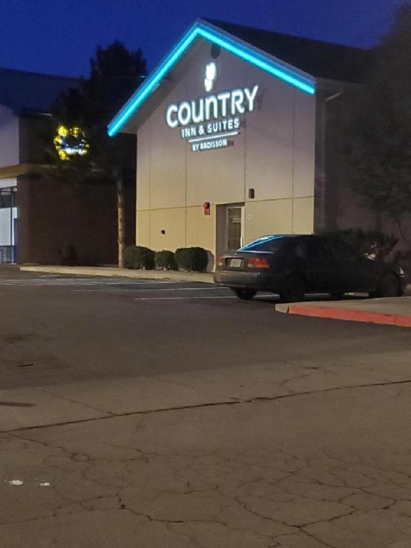 Country Inn & Suites By Radisson, Bend, Or Extérieur photo
