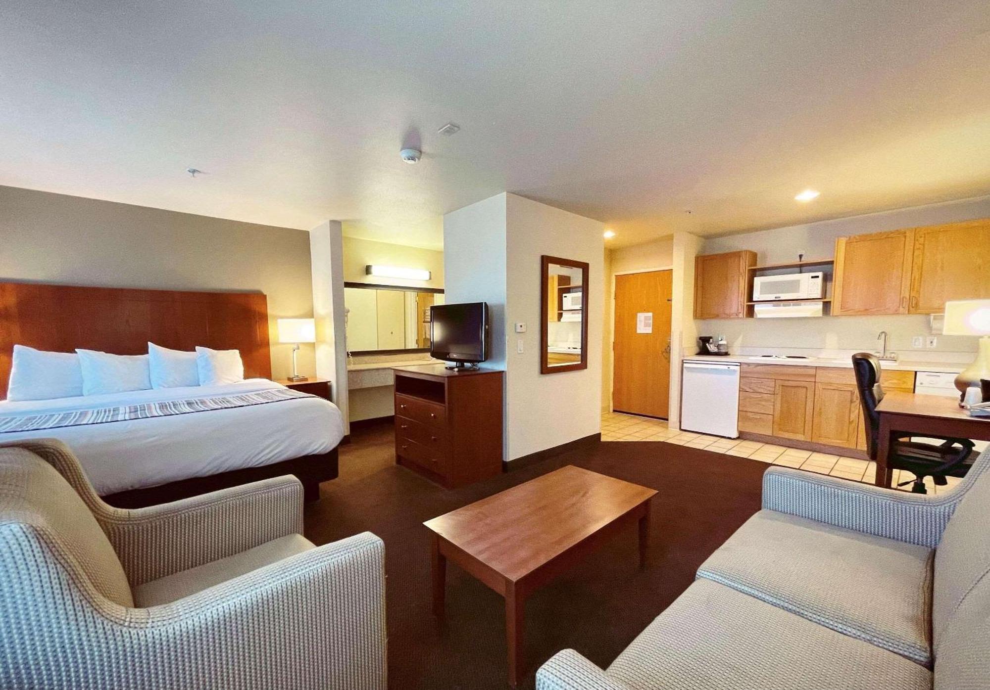 Country Inn & Suites By Radisson, Bend, Or Extérieur photo