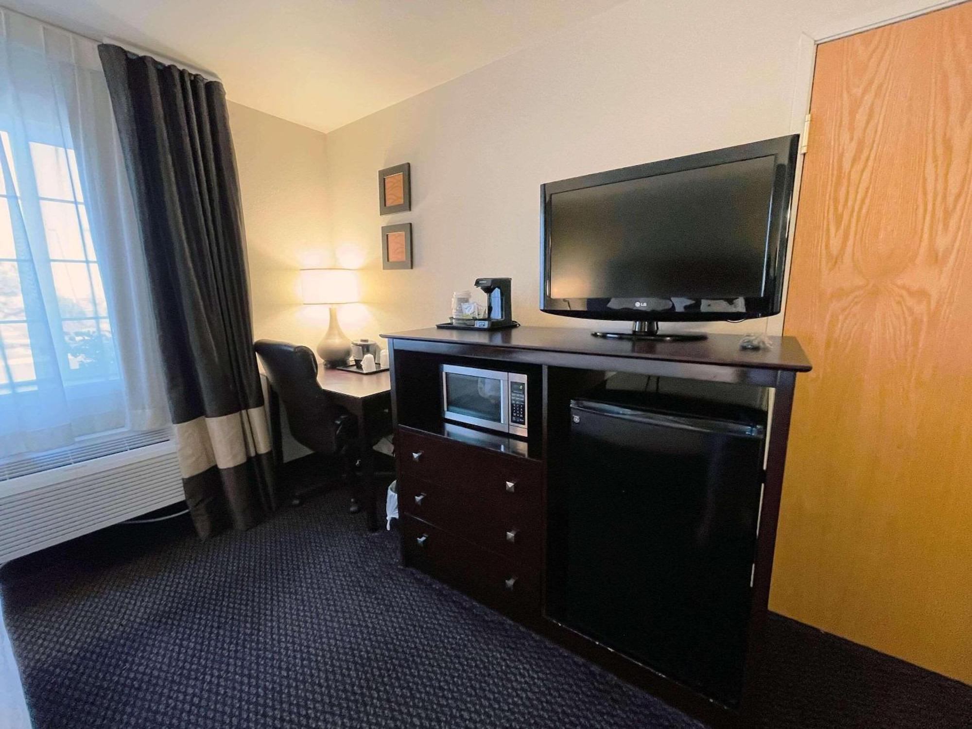 Country Inn & Suites By Radisson, Bend, Or Extérieur photo